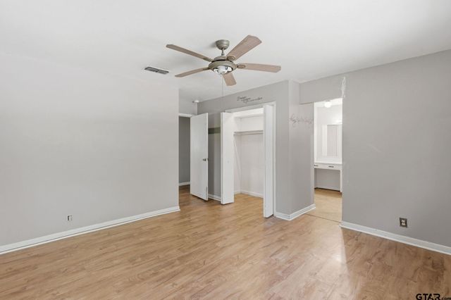 2005 Happy St., Mt Pleasant, TX 75455