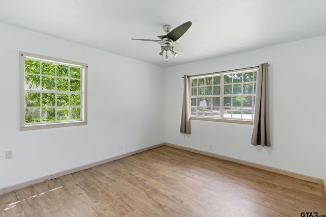 2005 Happy St., Mt Pleasant, TX 75455