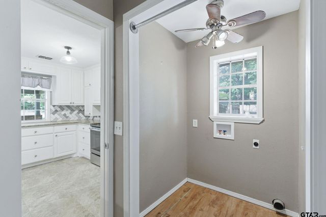 2005 Happy St., Mt Pleasant, TX 75455
