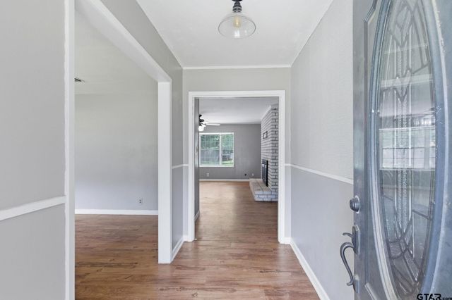 2005 Happy St., Mt Pleasant, TX 75455