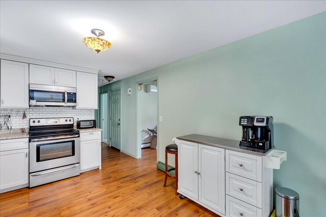 8 Brigantine Avenue, Osterville, MA 02655