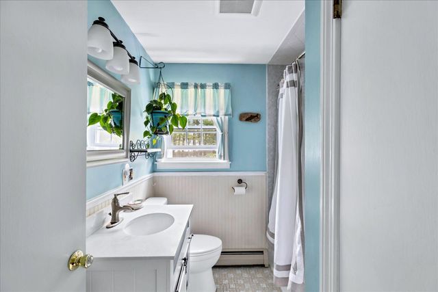 8 Brigantine Avenue, Osterville, MA 02655