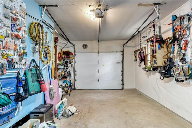 8 Brigantine Avenue, Osterville, MA 02655