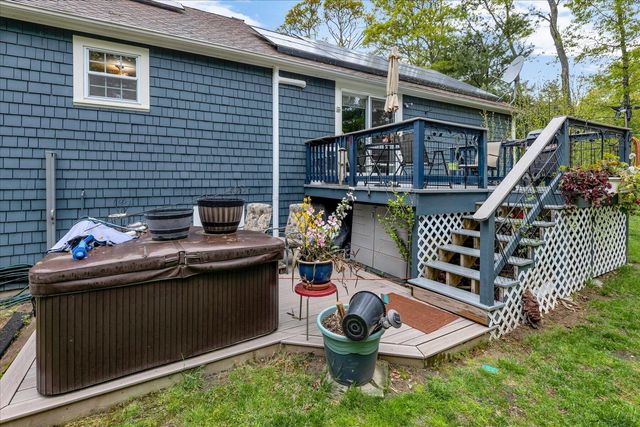 8 Brigantine Avenue, Osterville, MA 02655