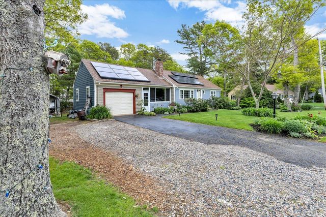 8 Brigantine Avenue, Osterville, MA 02655