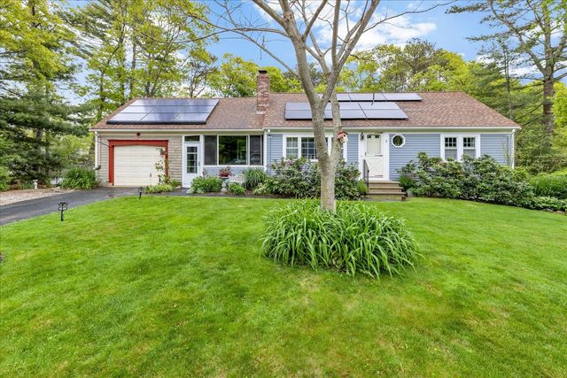 8 Brigantine Avenue, Osterville, MA 02655