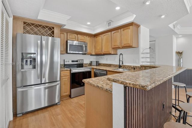 150 NE 15th Ave 140, Fort Lauderdale, FL 33301