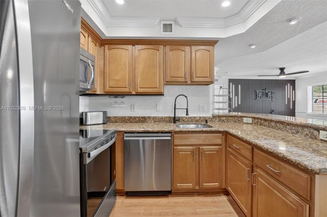 150 NE 15th Ave 140, Fort Lauderdale, FL 33301