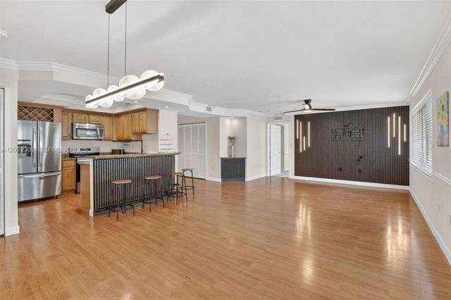 150 NE 15th Ave 140, Fort Lauderdale, FL 33301