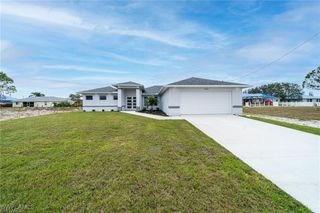 317 NW 13th TER, Cape Coral, FL 33993