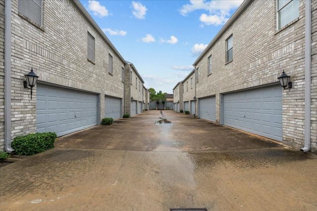 604 Wilcrest Drive, Houston, TX 77042