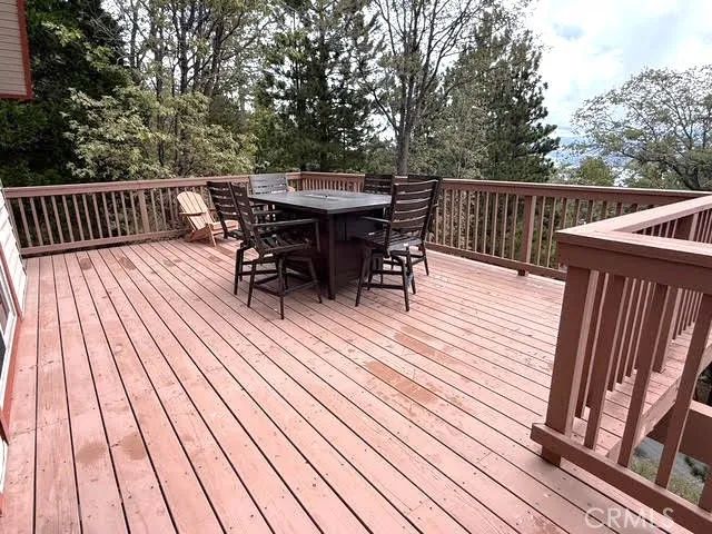 114 Old Toll Road, Lake Arrowhead, CA 92317