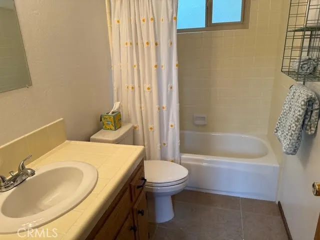 114 Old Toll Road, Lake Arrowhead, CA 92317