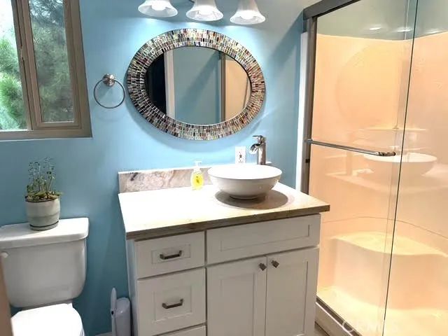 114 Old Toll Road, Lake Arrowhead, CA 92317