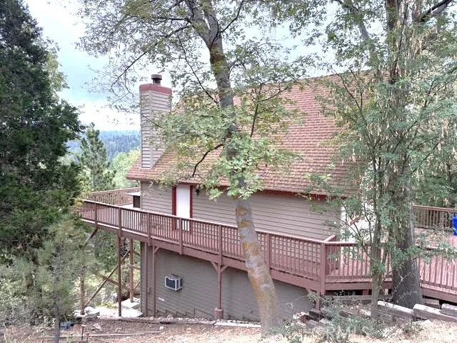 114 Old Toll Road, Lake Arrowhead, CA 92317