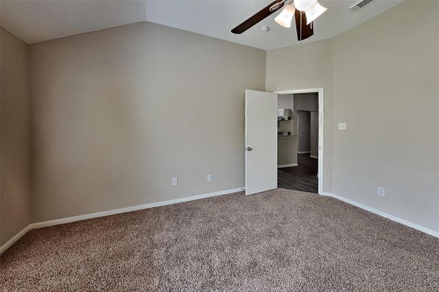 2222 Friarwood Trail, Houston, TX 77339