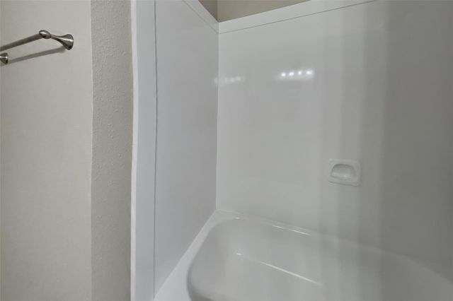 2222 Friarwood Trail, Houston, TX 77339