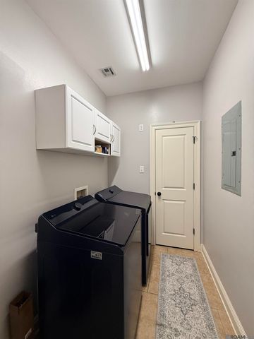 42438 Wood Ave, Ponchatoula, LA 70454