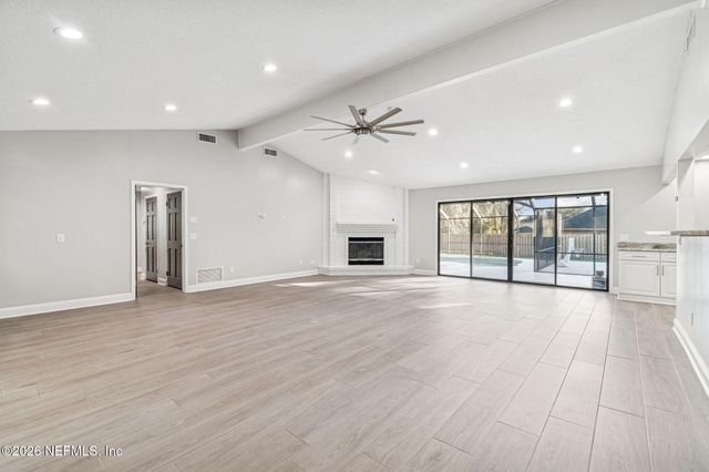 595 ABERDEEN Court, Orange Park, FL 32073