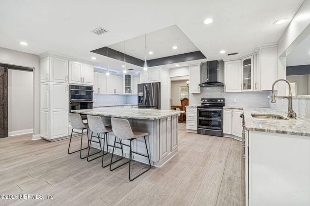 595 ABERDEEN Court, Orange Park, FL 32073