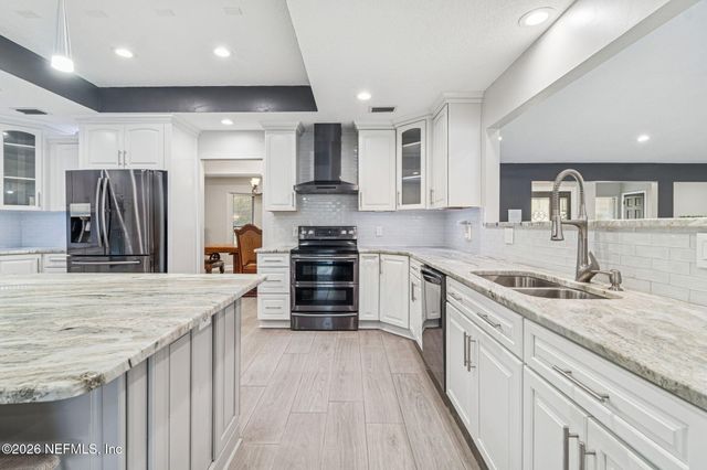 595 ABERDEEN Court, Orange Park, FL 32073