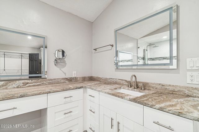 595 ABERDEEN Court, Orange Park, FL 32073