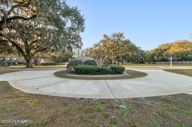 595 ABERDEEN Court, Orange Park, FL 32073