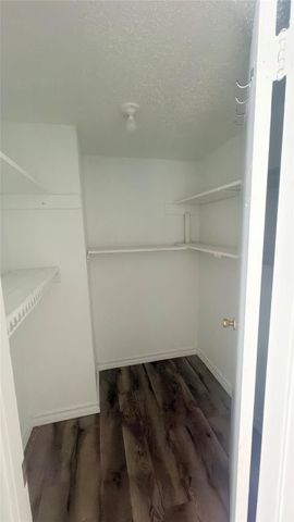 6200 W Tidwell Road 1201, Houston, TX 77092