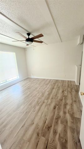 6200 W Tidwell Road 1201, Houston, TX 77092