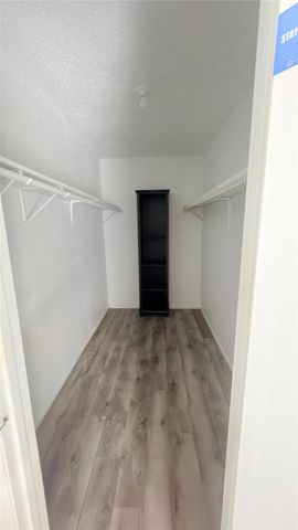 6200 W Tidwell Road 1201, Houston, TX 77092