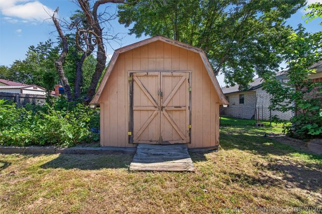 113 Magnolia Avenue, Pryor, OK 74361
