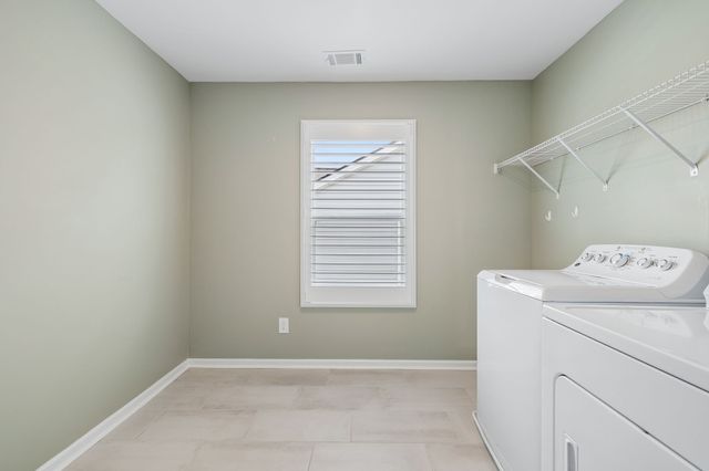 182 Oasis Dr, La Vergne, TN 37086