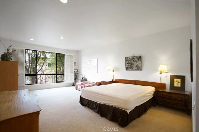 4454 Ventura Canyon 105, Sherman Oaks, CA 91423
