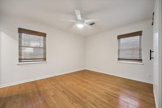 1136 Oak Tree Drive, Houston, TX 77055