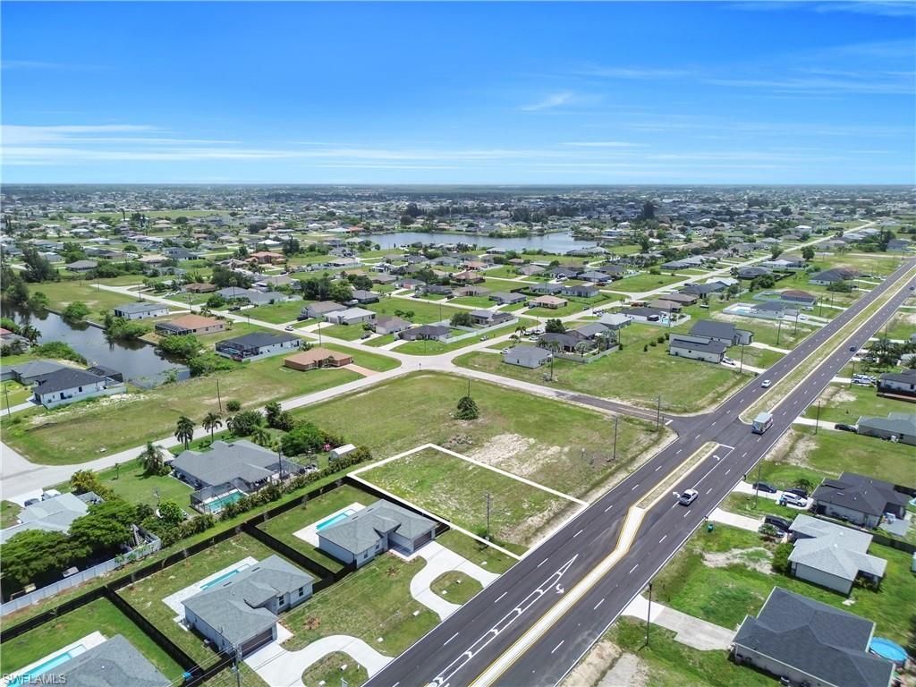 107 Diplomat PKWY E, CAPE CORAL, FL 33909 — photo 3