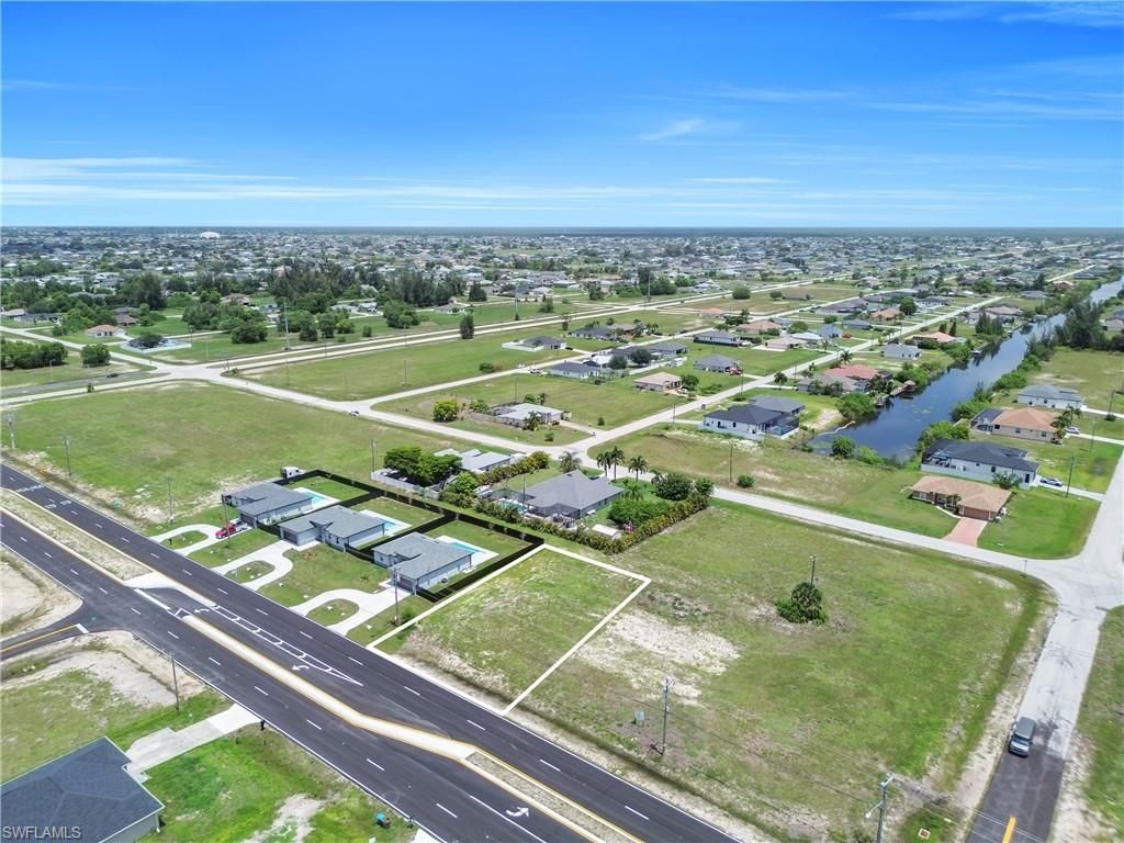 107 Diplomat PKWY E, CAPE CORAL, FL 33909 — photo 5