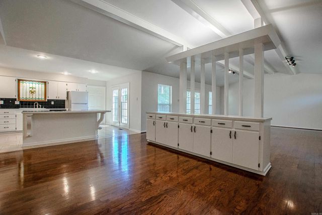 524 E North Street, Benton, AR 72015
