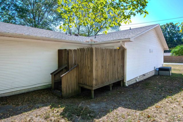 524 E North Street, Benton, AR 72015