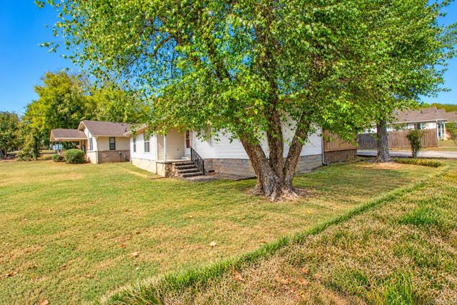 524 E North Street, Benton, AR 72015