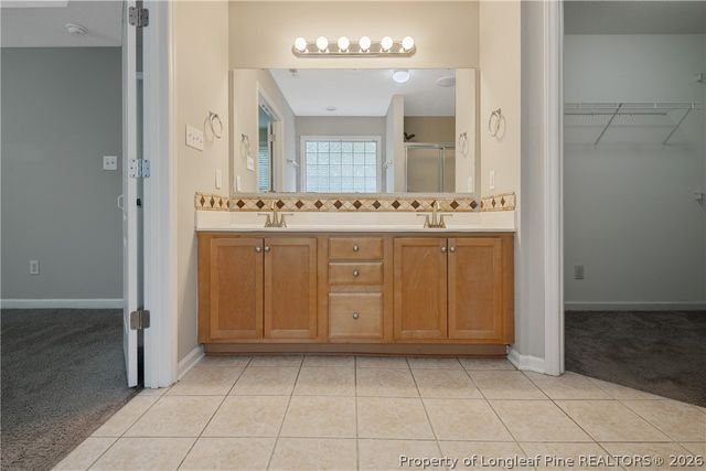 2451 Canford Lane, Fayetteville, NC 28304