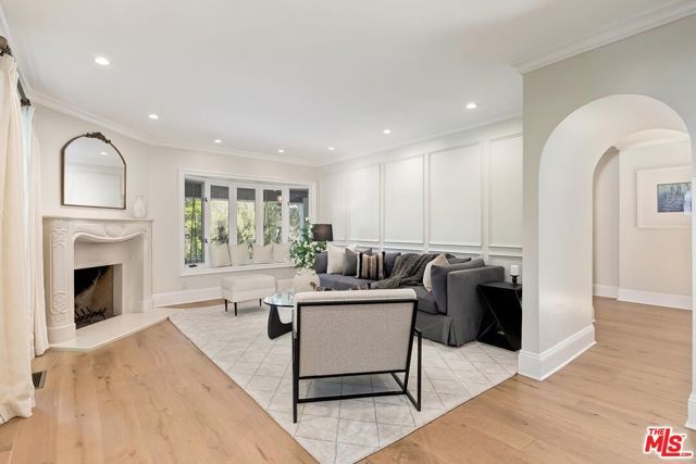 4045 Davana Road, Sherman Oaks, CA 91423