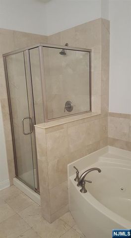 22 Ave At Port Imperial 323, West New York, NJ 07093