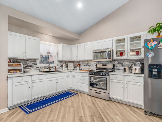 1811 Cumberland Drive, Plainfield, IL 60586