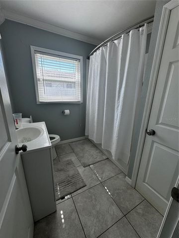 6914 N OLA AVENUE, Tampa, FL 33604