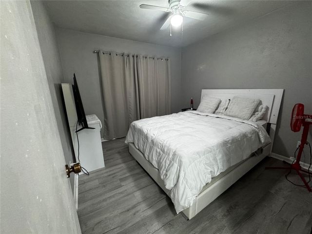 6914 N OLA AVENUE, Tampa, FL 33604