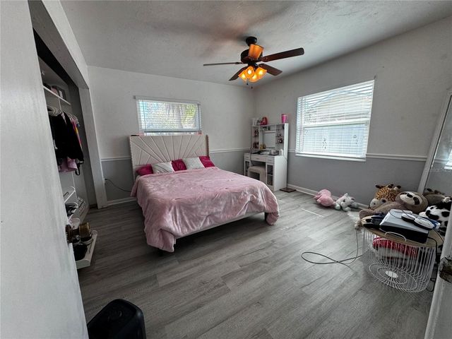 6914 N OLA AVENUE, Tampa, FL 33604