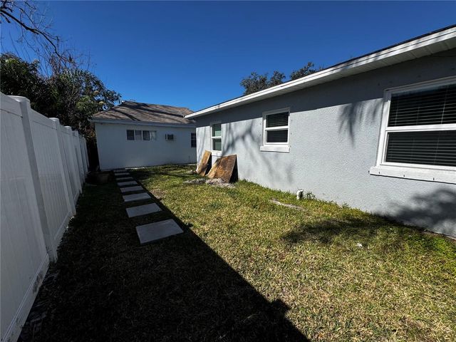 6914 N OLA AVENUE, Tampa, FL 33604