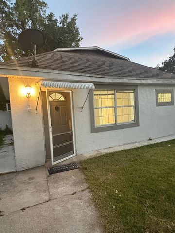 6914 N OLA AVENUE, Tampa, FL 33604