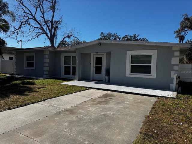 6914 N OLA AVENUE, Tampa, FL 33604