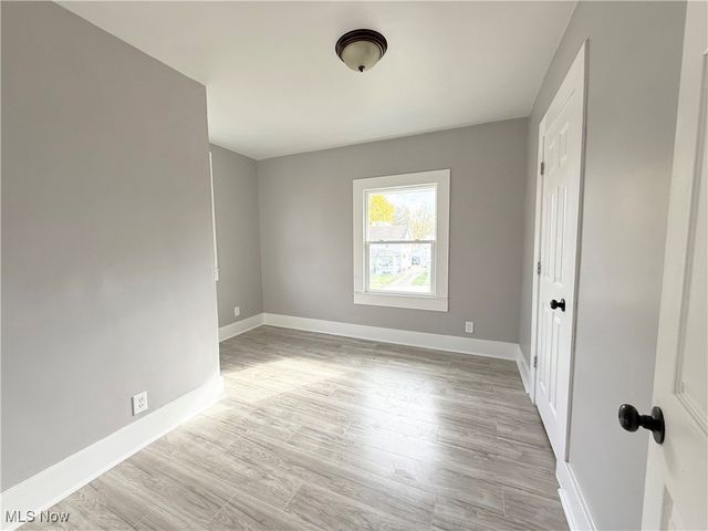 1859 E 33rd Street, Lorain, OH 44055